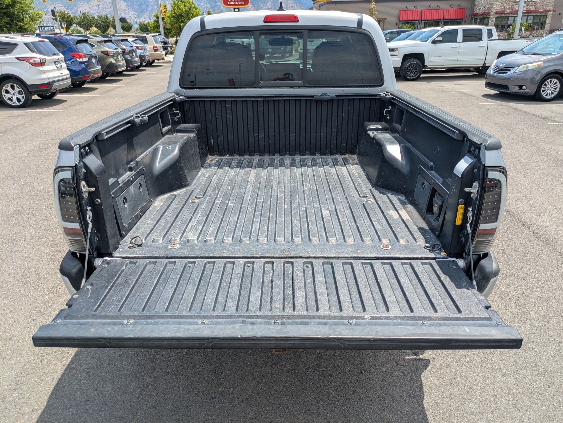 Used 2012 Silver Streak Mica Toyota 4WD Double Cab V6 MT (Natl) image 27