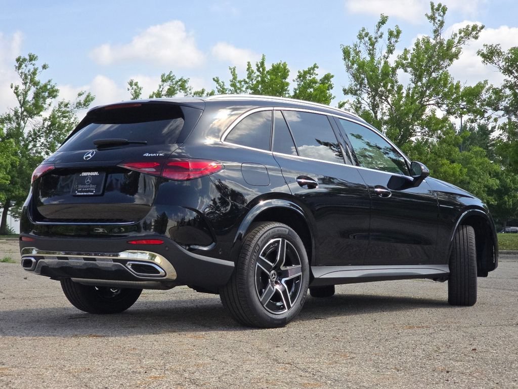 New 2026 Black Mercedes-Benz GLC 300 image 55