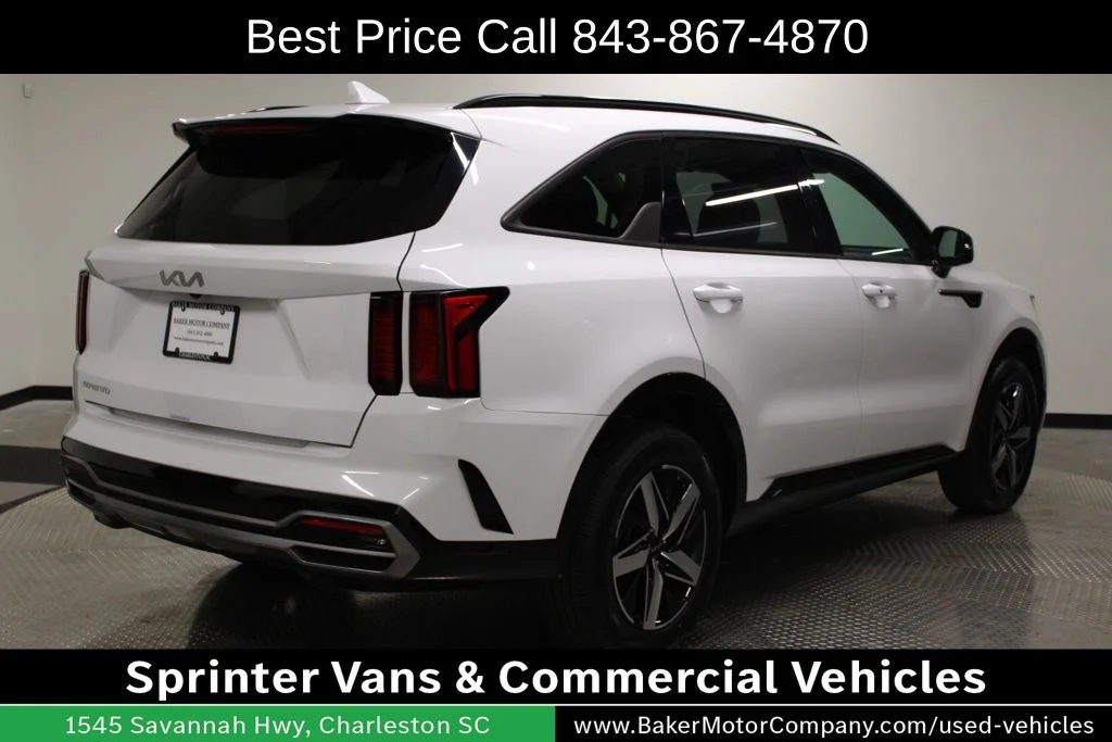Used 2023 White Pearl Kia S image 7