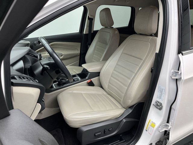 Used 2019 White Platinum Metallic Tri-Coat Ford SEL image 9