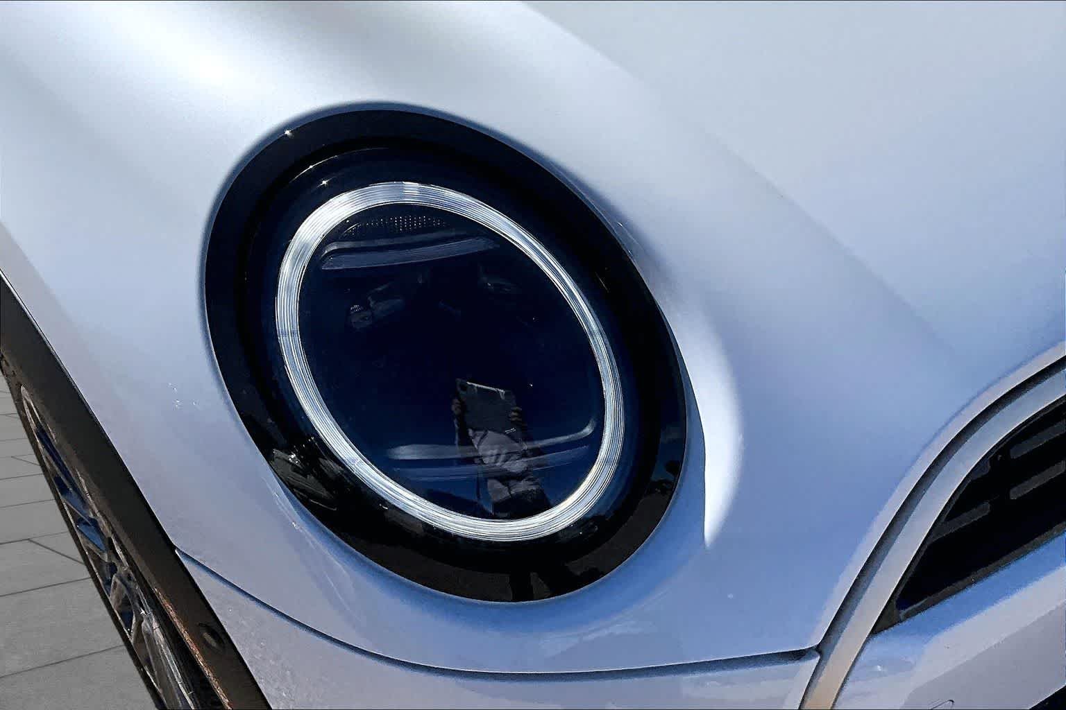 New 2026 Nanuq White Metallic MINI Signature Plus image 12