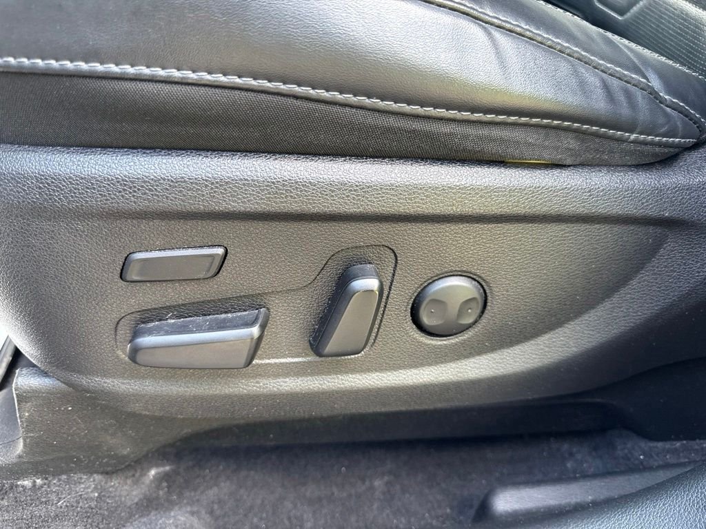Used 2021 Silver Kia SX image 27
