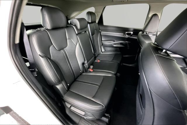New 2026 Glacial White Pearl Kia S image 10