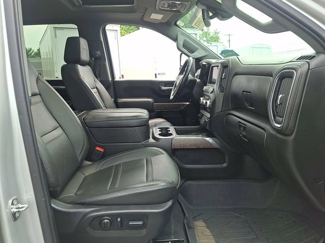 Used 2023 Quicksilver Metallic GMC Denali image 34