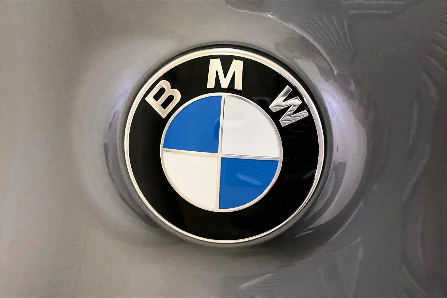 Used 2026 Skyscraper Grey Metallic BMW 30 xDrive image 31