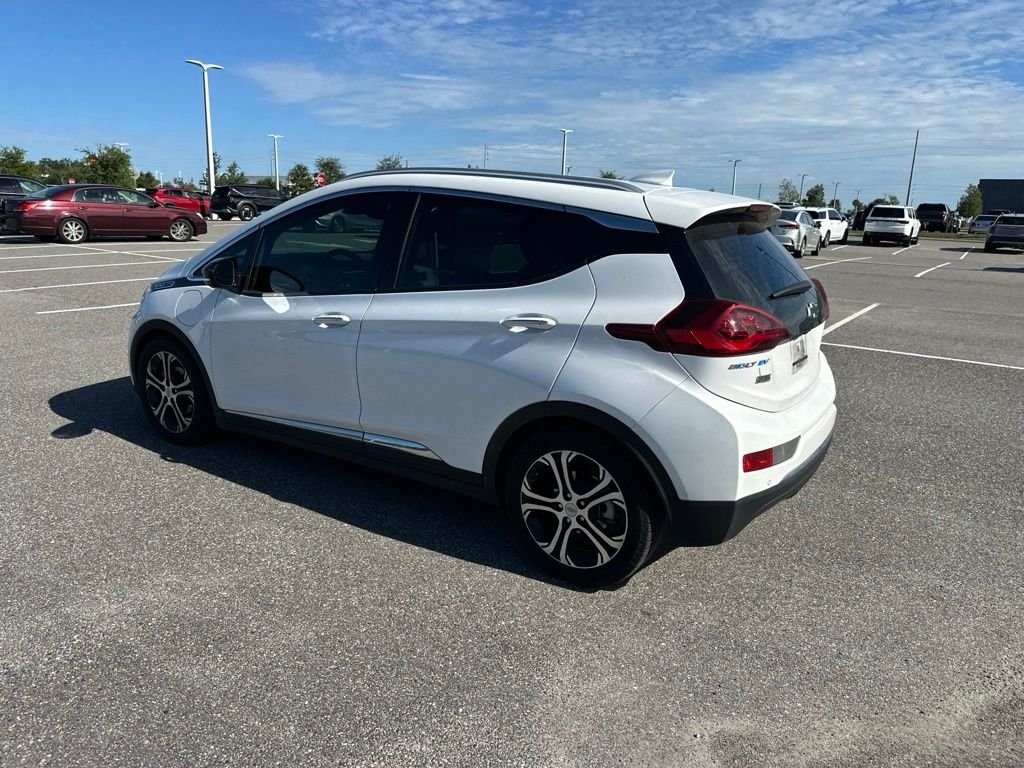 Used 2020 White Chevrolet Premier image 9