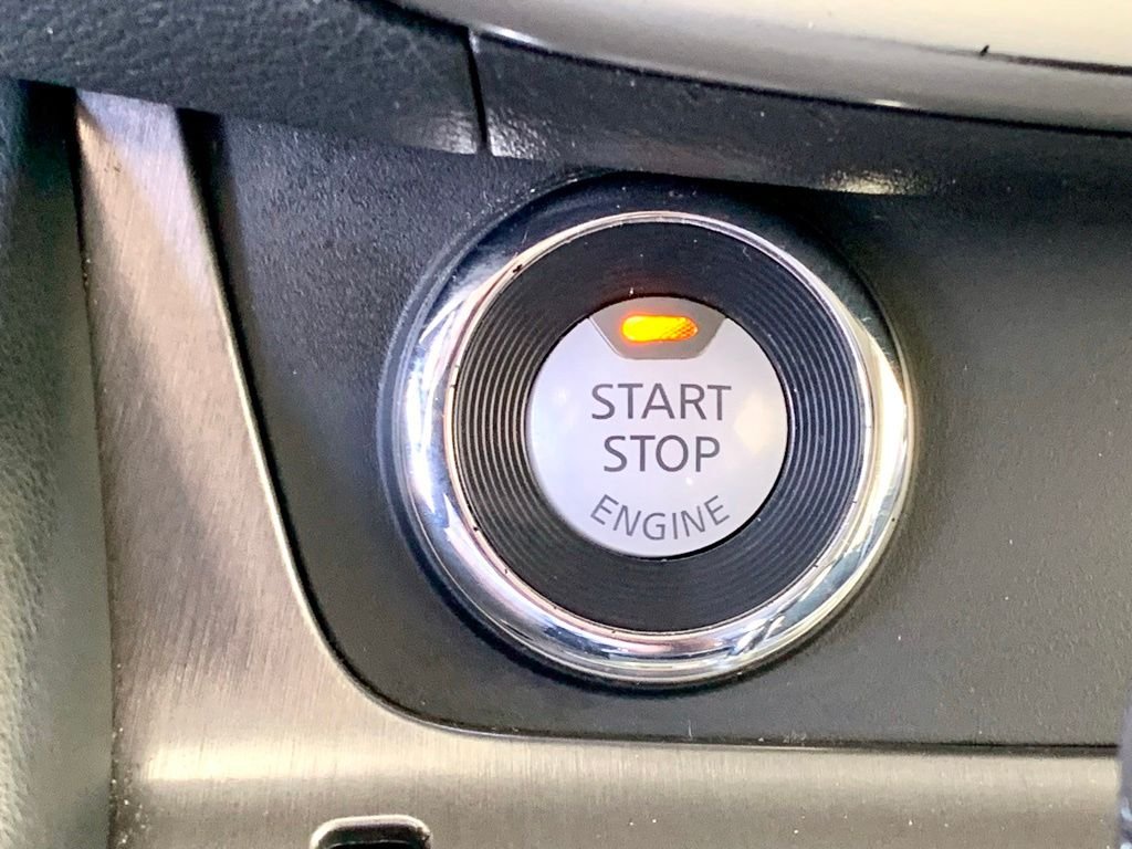 Used 2020 Gray Nissan SV image 33