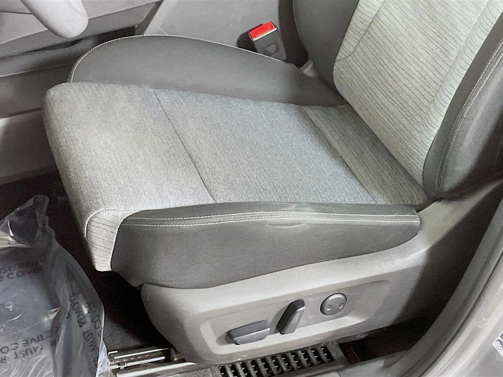 Used 2023 Gun Metallic Nissan SV image 16