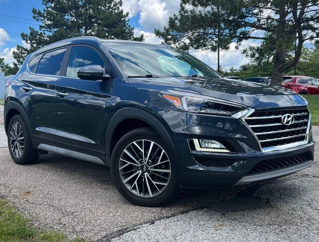 Used 2021 Blue Hyundai Limited image 1