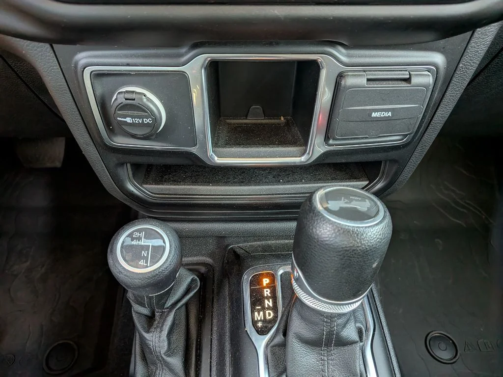 Used 2023 Silver Jeep Sport image 24