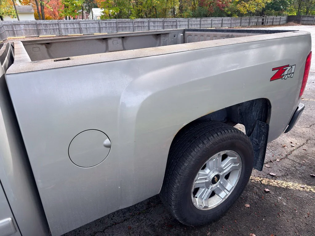 Used 2008 Silver Chevrolet LT image 9