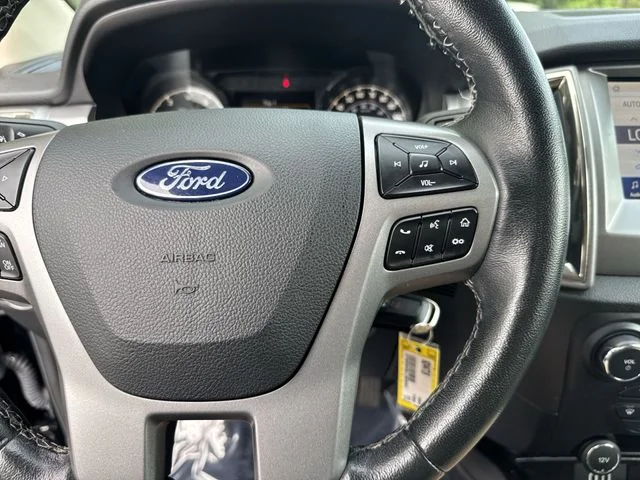 Used 2020 Black Ford XLT image 18
