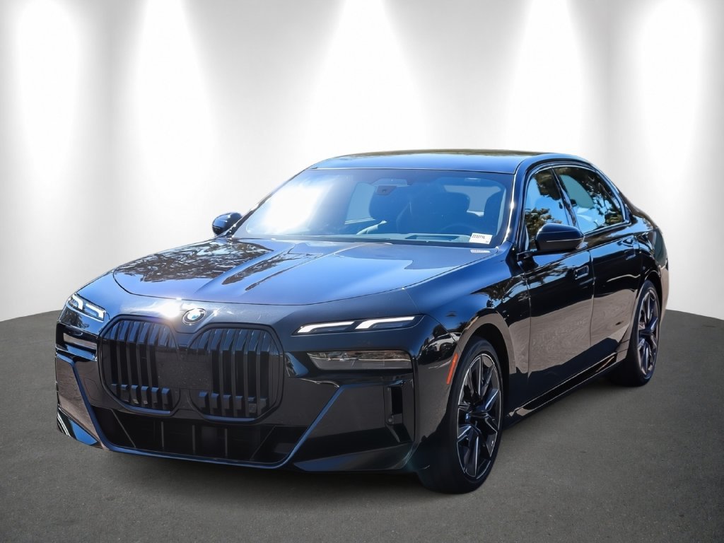 2023 BMW 7 Series photo 3