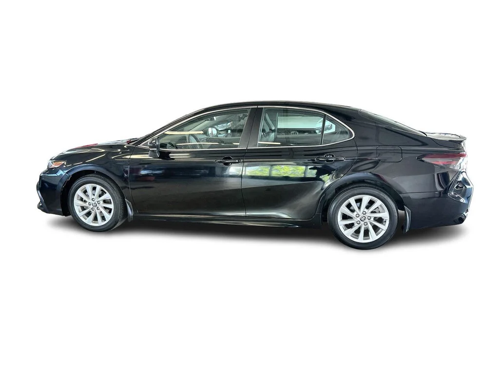 Used 2024 Midnight Black Metallic Toyota SE Dilawri Certified   Local BC   Well Maintained image 9