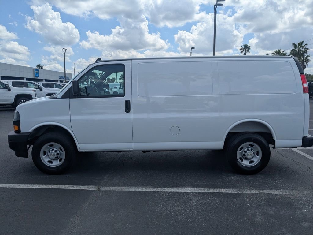 2025 Chevrolet Express Cargo Work Van - Photo 7