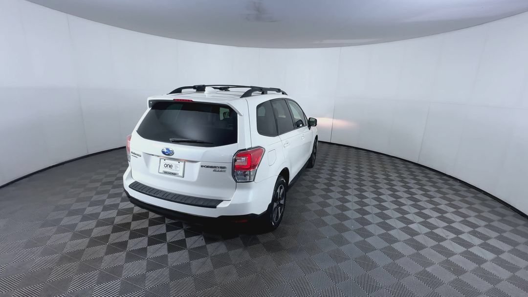 Used 2017 Crystal White Pearl Subaru Premium image 8