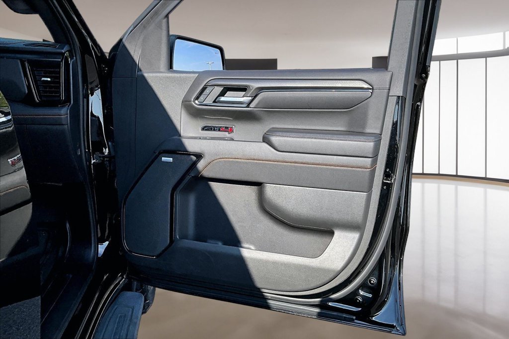 Used 2022 ONYX BLACK GMC AT4 image 19