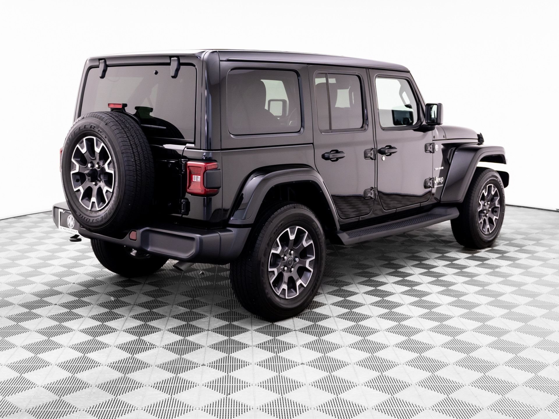 Used 2024 Black Jeep Sahara image 6
