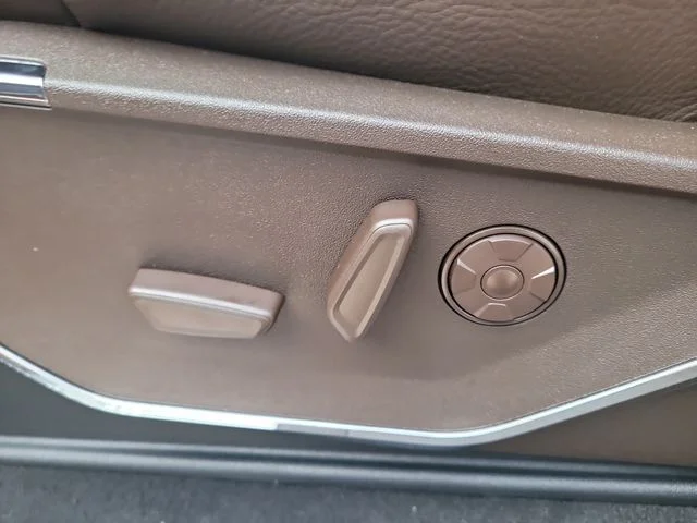 New 2026 Ruby Red Metallic Ford King Ranch image 21