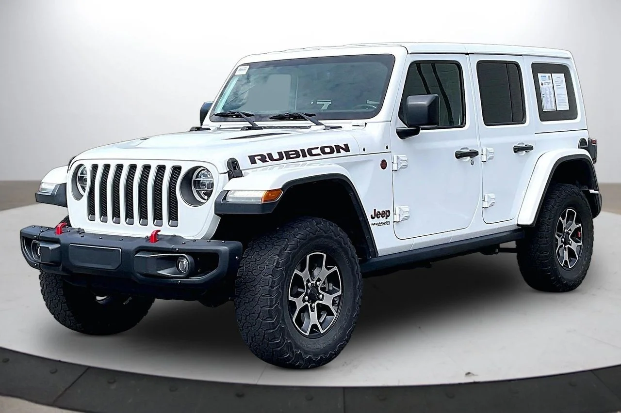 Certified Used 2018 White Jeep Rubicon image 4