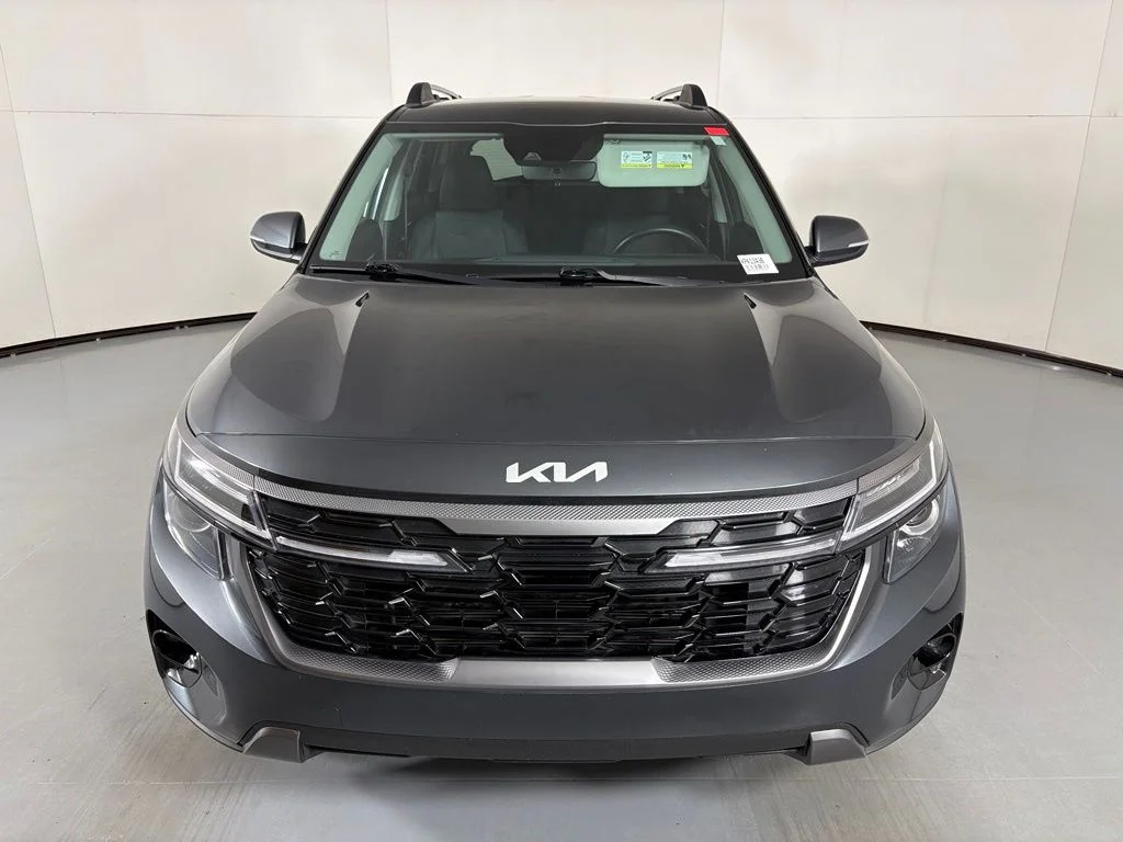 Used 2024 Gray Kia X-Line image 3