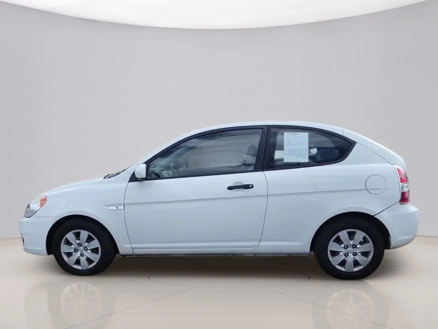 Used 2010 Blue Hyundai GS image 2