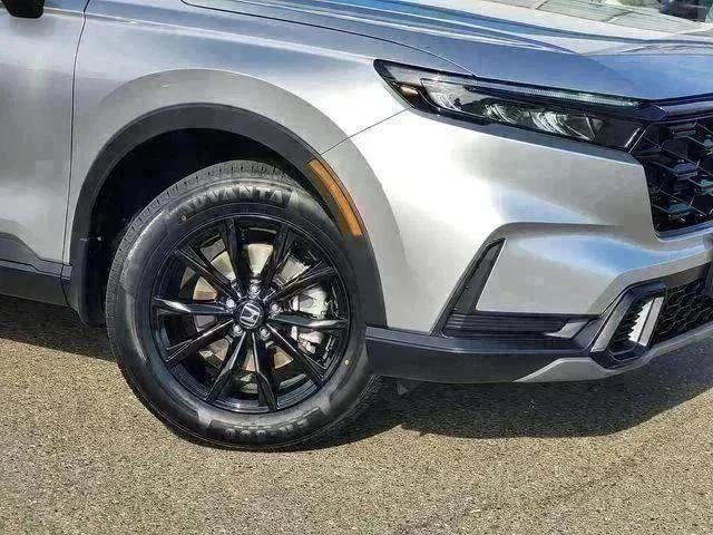 Used 2024 Silver Honda Sport image 9