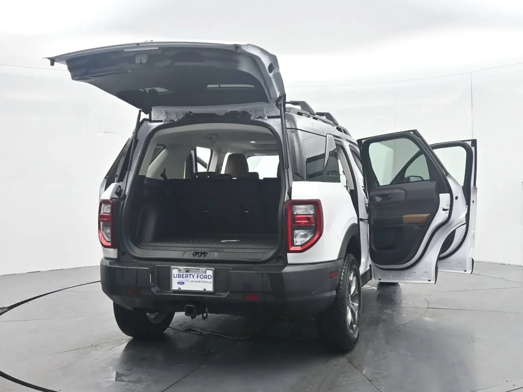 Certified Used 2021 Oxford White Ford Badlands image 57
