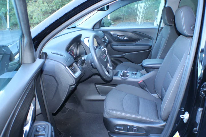 Used 2022 EBONY TWILIGHT METALLIC GMC SLE image 12