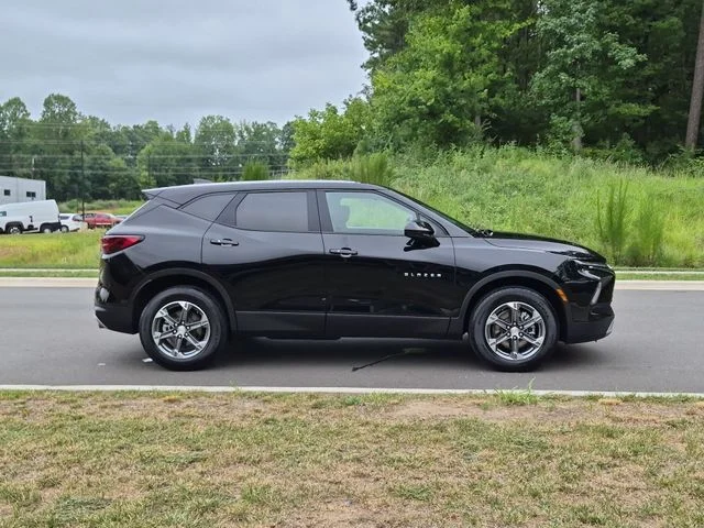 Used 2025 Black Chevrolet LT image 14