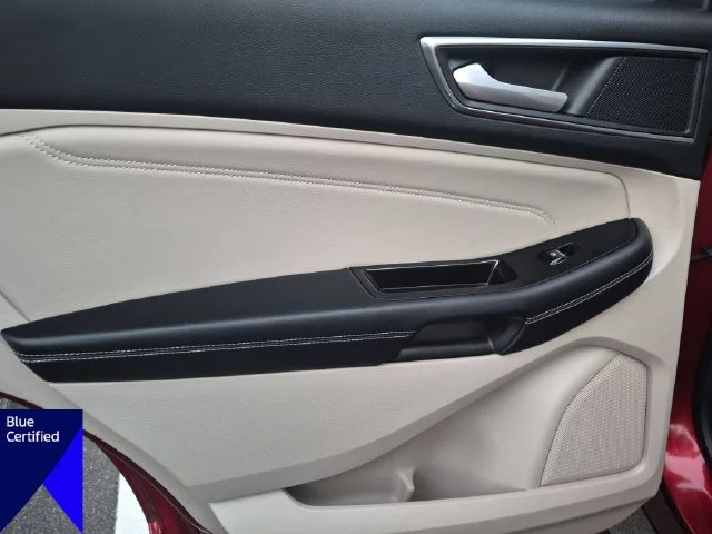 Used 2017 Red Ford Titanium image 29