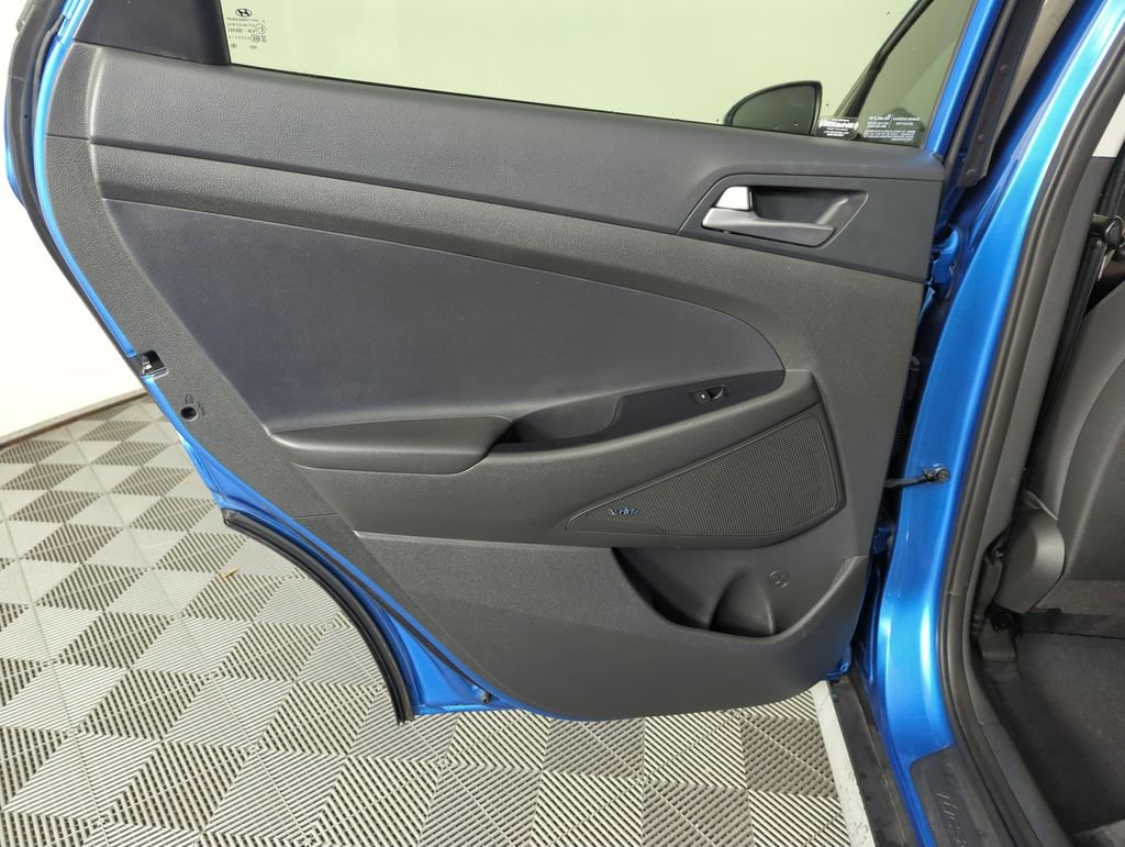 Used 2018 Blue Hyundai SEL Plus image 27