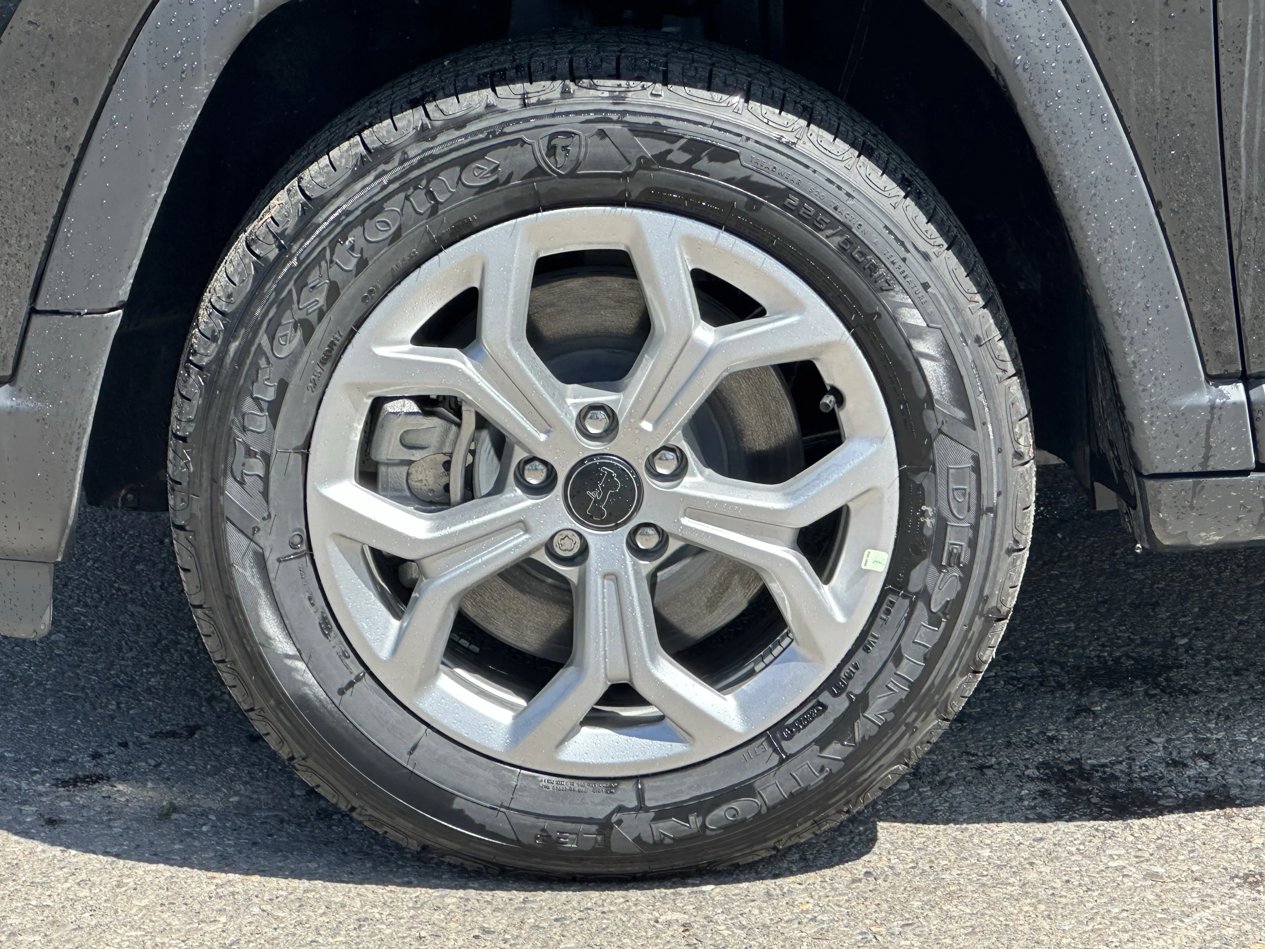 Certified Used 2026 Diamond Black Crystal Pearl Jeep Sport image 6