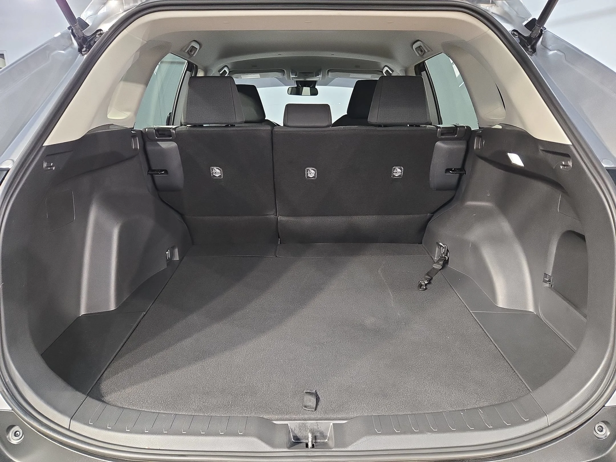 Certified Used 2025 Silver Sky Metallic Toyota LE image 18