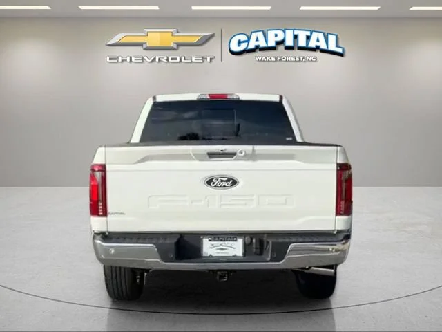 Used 2024 White Ford LARIAT image 4