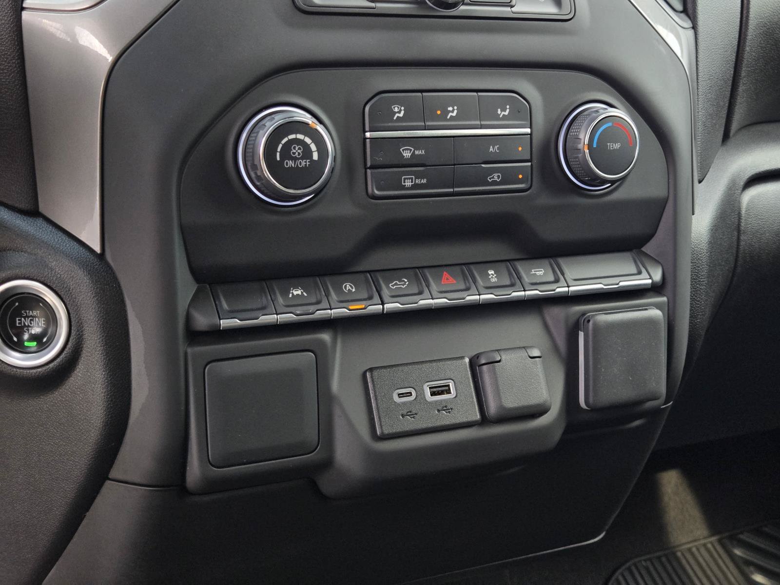 Used 2025 Summit White Chevrolet Custom image 27