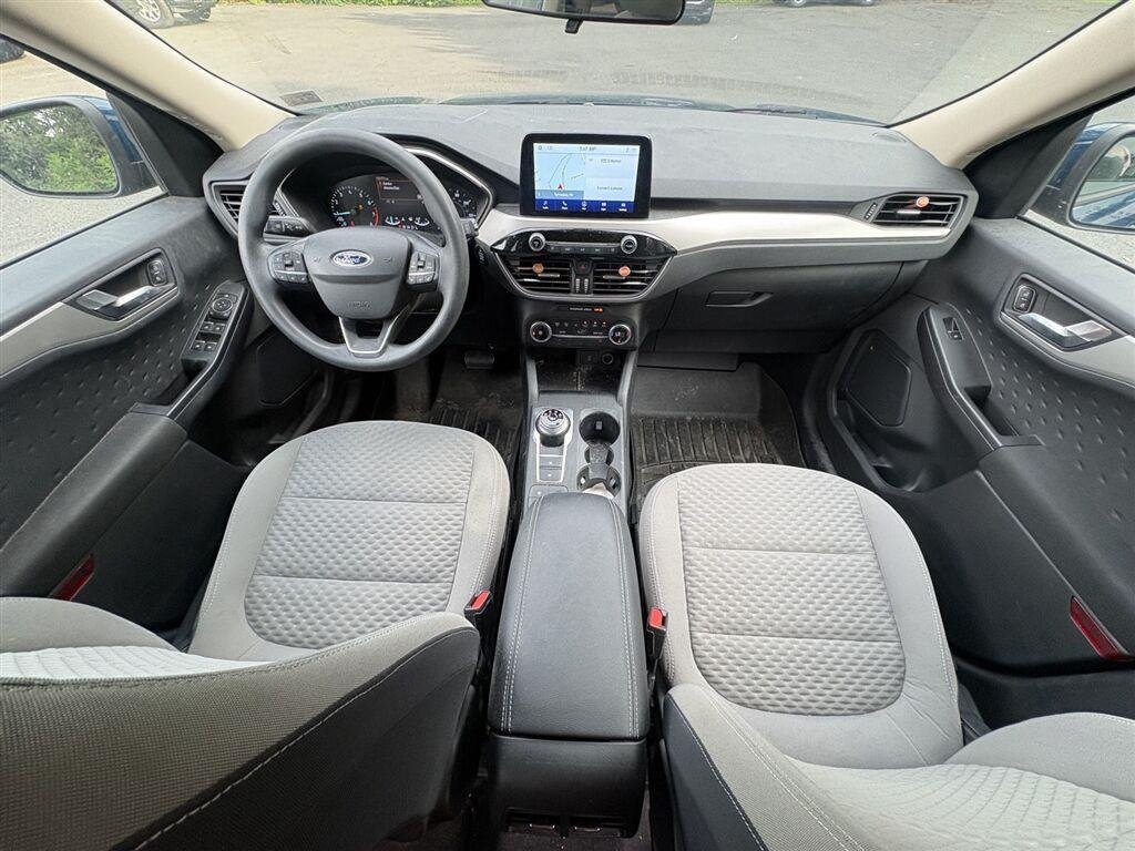 Used 2020 Dark Ford SE image 14