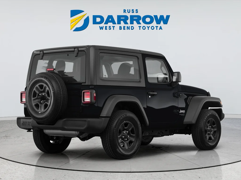 Used 2021 Black Jeep Unlimited Sahara image 3