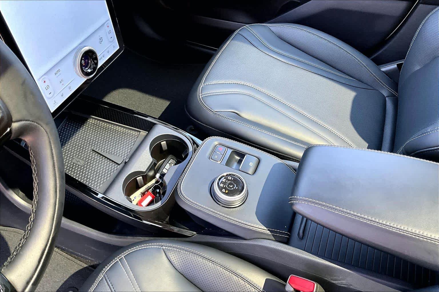 Used 2023 Star White Metallic Tri-Coat Ford Premium image 16
