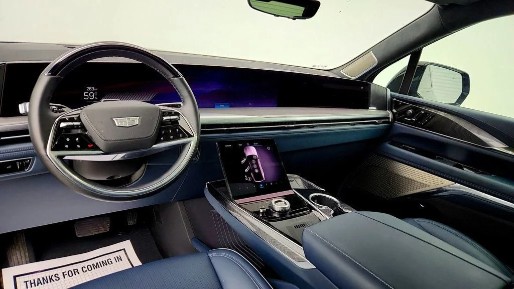 Used 2026 Deep Space Metallic Cadillac AWD 4dr Premium Luxury w/ Executive Second Row Seating image 12