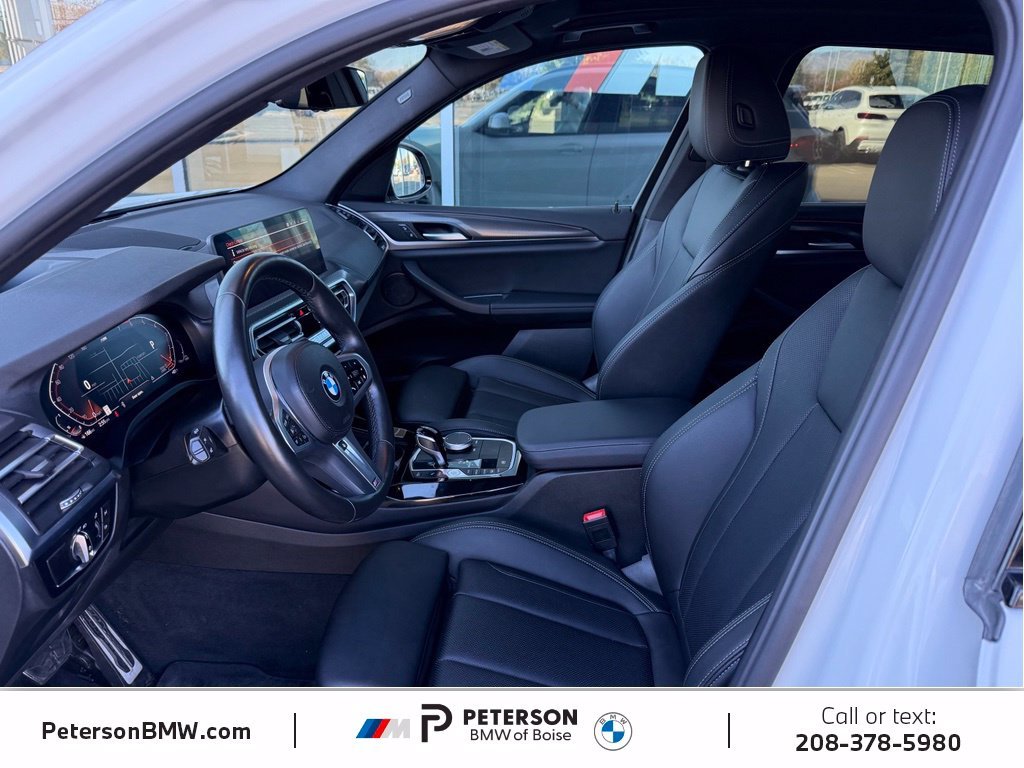 Used 2024 White BMW xDrive30i image 13