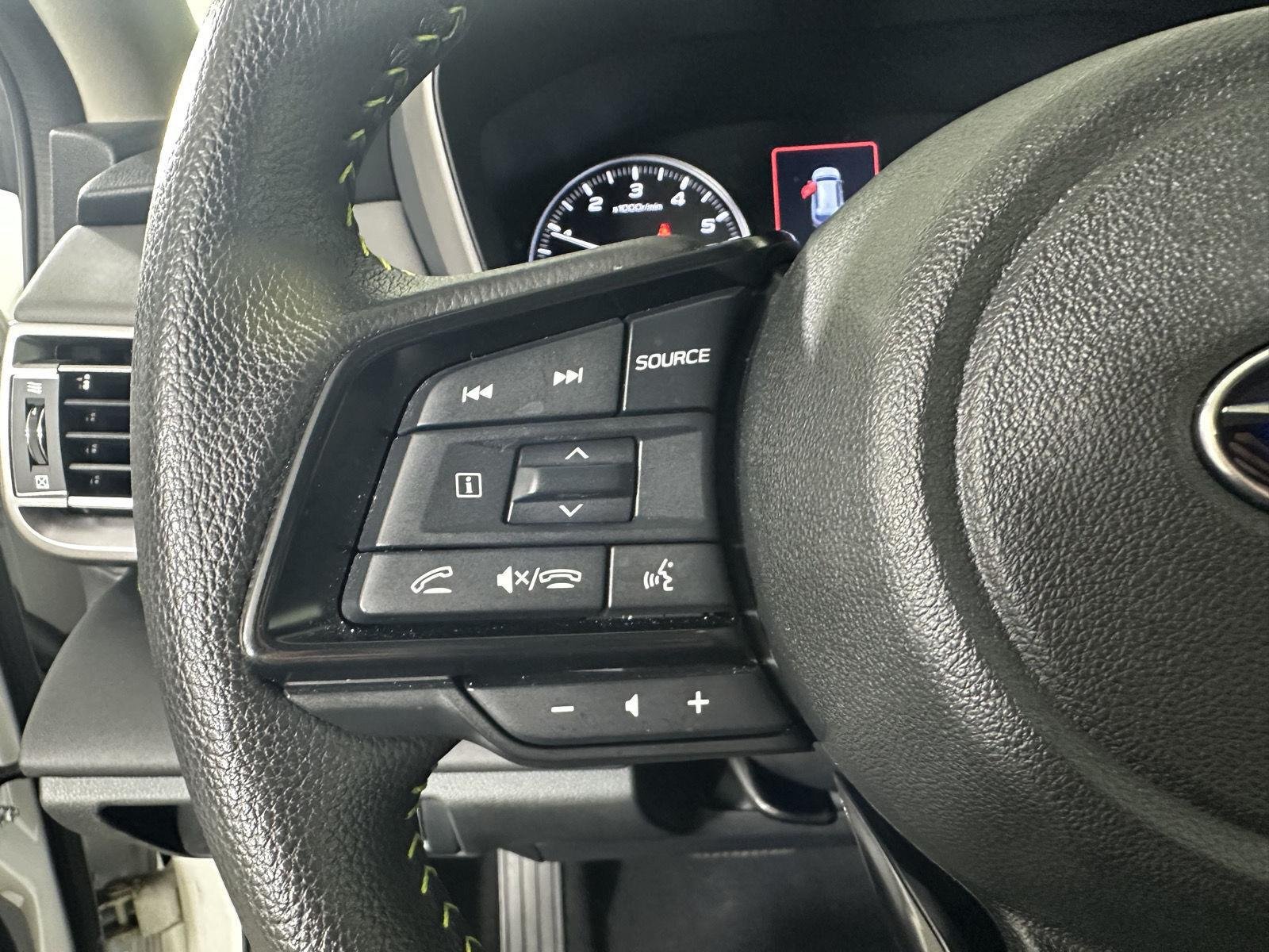 Used 2025 Crystal White Pearl Subaru Onyx Edition image 24