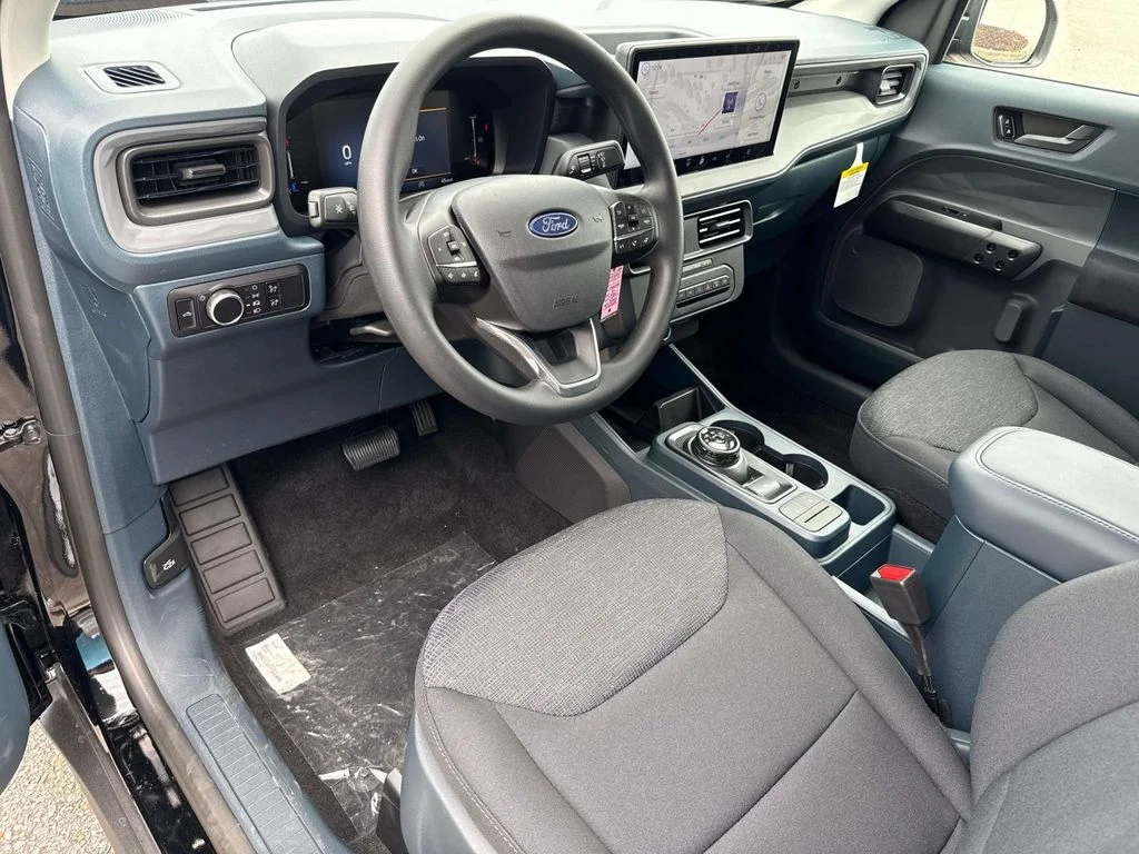 2025 Ford Maverick XL - Photo 9