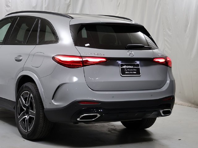 Certified Used 2025 MANUFAKTUR Alpine Grey Mercedes-Benz GLC 350e image 8