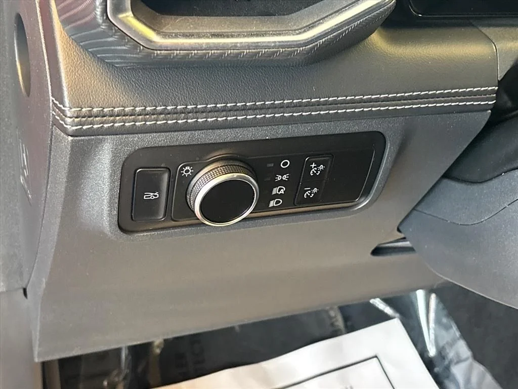 Used 2024 Red Ford GT Premium image 20