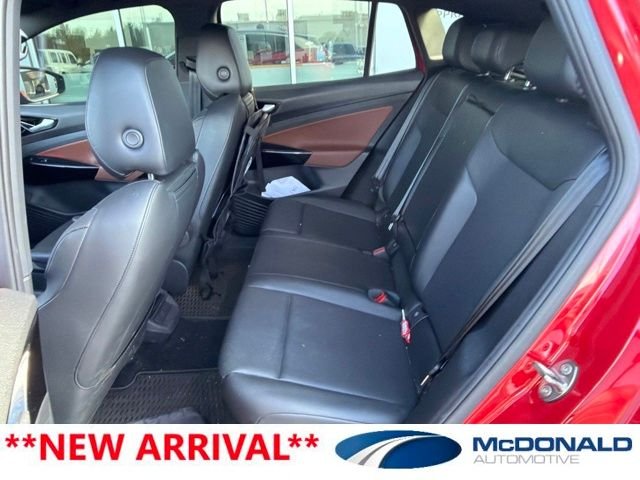 Used 2022 Red Volkswagen Pro S image 12