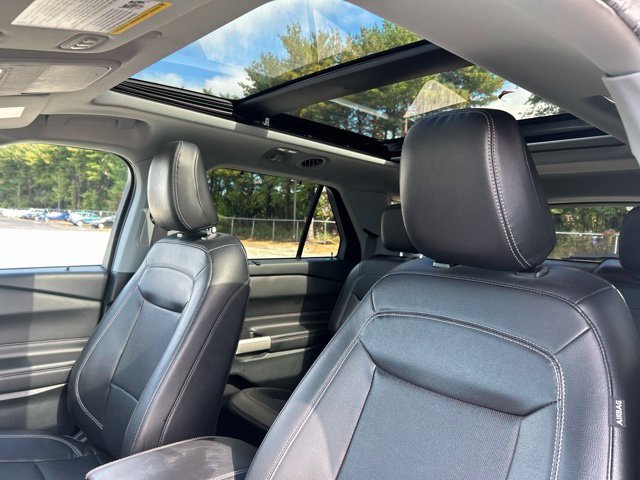 Used 2023 Black Ford Limited image 7