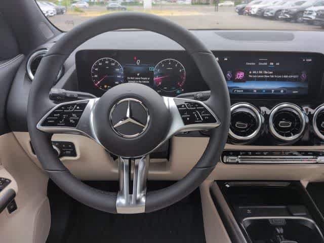 New 2026 Polar White Mercedes-Benz GLA 250 image 22