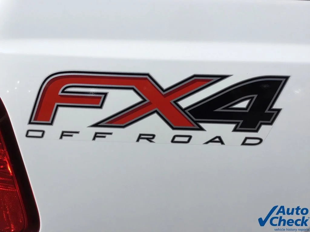 2016 Ford F-350 Super Duty XLT - Photo 18