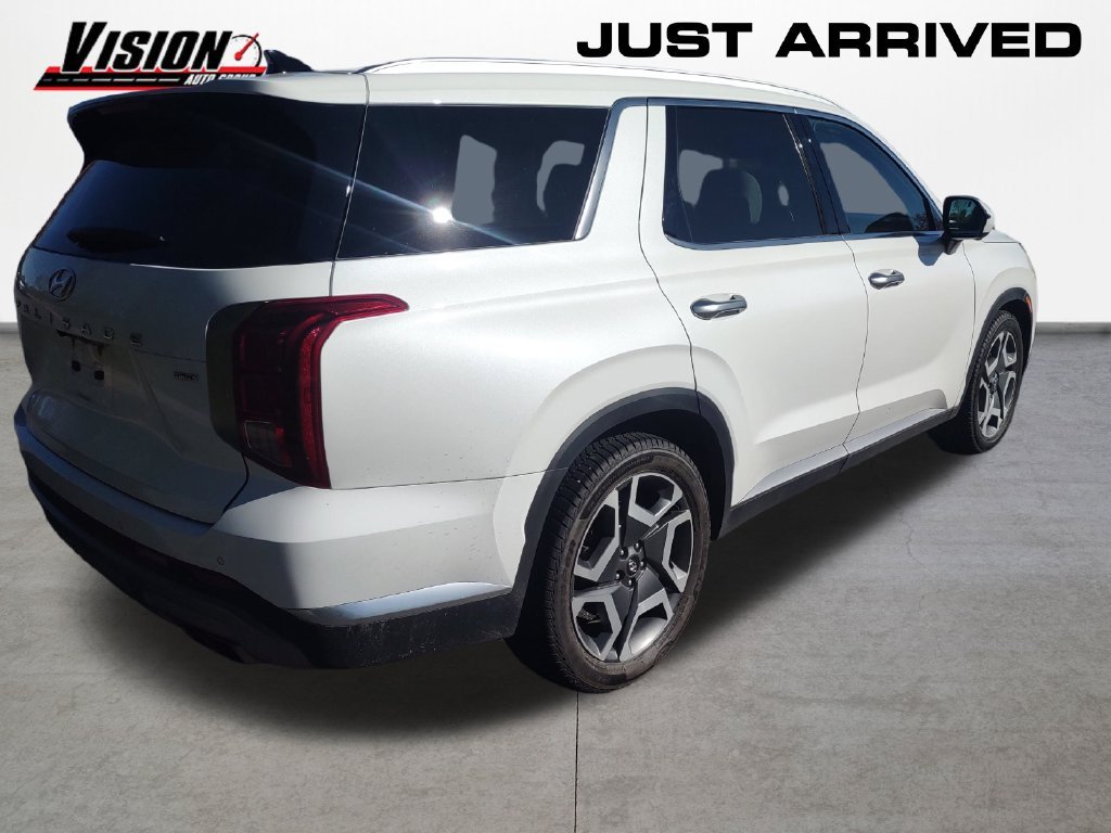 Used 2023 White Hyundai Limited image 5
